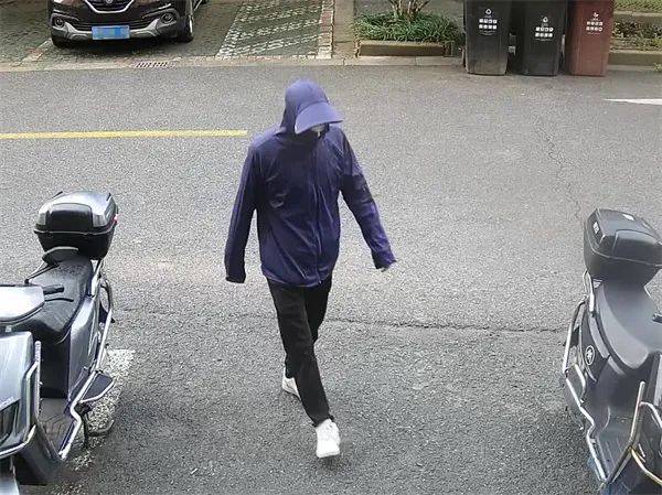 男子对前妻动起“歪脑筋”,潜入其家中……上海警方:刑拘