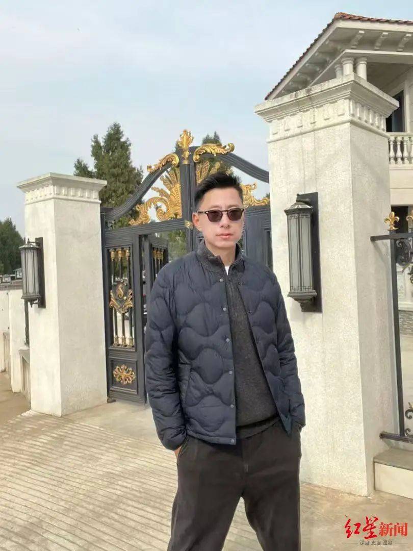 小伙搬砖9年攒200万,修别墅买车:宁愿不要这些钱,若时间倒流想好好读书