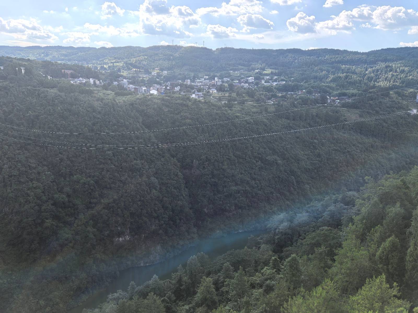 被困水下溶洞5天男子发声:获救前分不清白天黑夜,气瓶只剩4%氧气