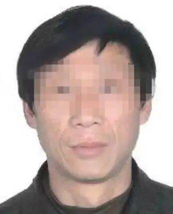 男子自称“玉皇大帝”,奸淫妇女10人,敛财超500万元