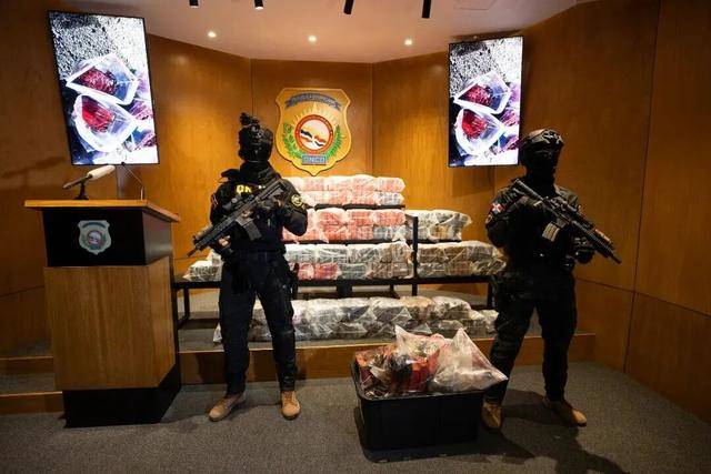 两国证实:美战机发动袭击