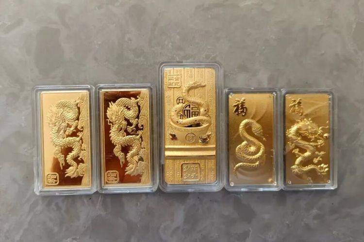 10余万黄金寄出后,男子冲进派出所!