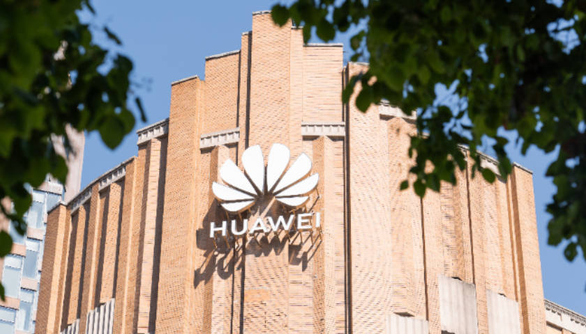 华为余承东:鸿蒙5终端设备突破2千万,60天翻了一倍