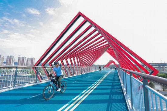 追光丨走出家门 来探探身边的环城绿道!