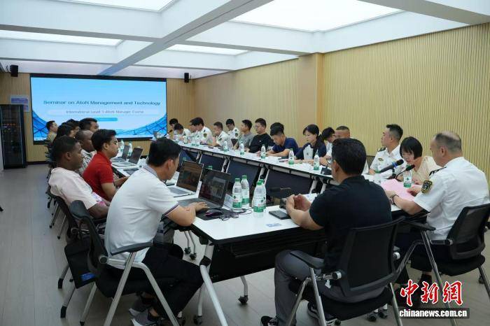 浙江海洋观察:温州何以成为国际导助航培训“优选地”?