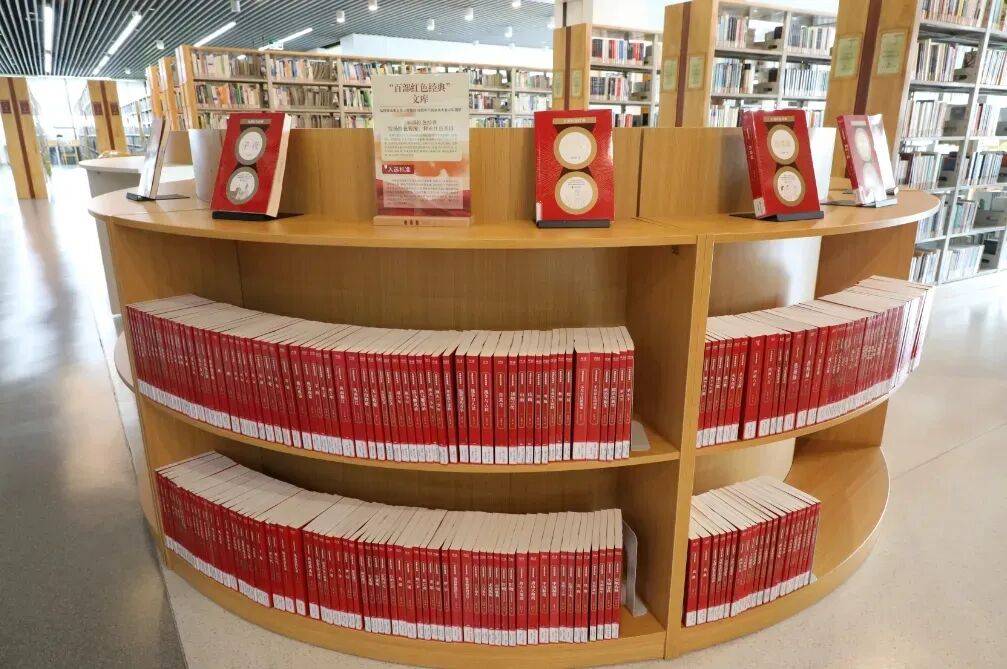 金坛图书馆国庆中秋活动精彩回顾 | 举国同欢庆,月满聚中秋