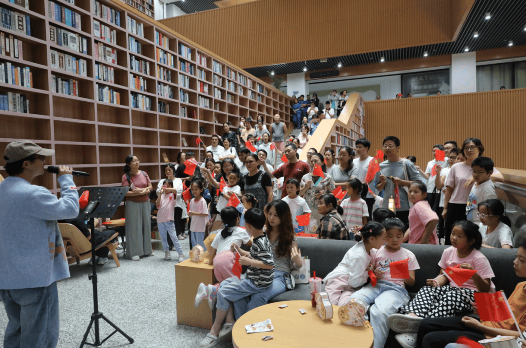 金坛图书馆国庆中秋活动精彩回顾 | 举国同欢庆,月满聚中秋
