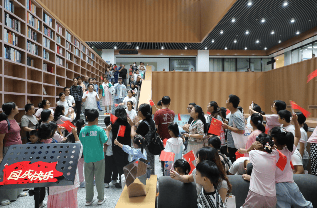 金坛图书馆国庆中秋活动精彩回顾 | 举国同欢庆,月满聚中秋