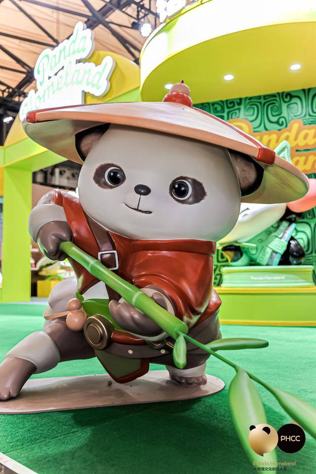 百余款产品闪耀CLE中国授权展 “熊猫家园”产业化成果丰硕