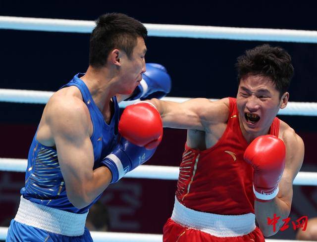 全运会拳击男子80公斤级决赛,王小保夺冠!