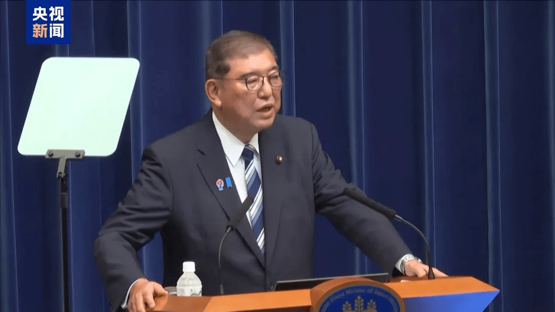 特朗普与高市早苗通话内容曝光,时长25分钟,建议她不要在台湾主权问题上挑衅中国;此前高市对通话内容避而不谈