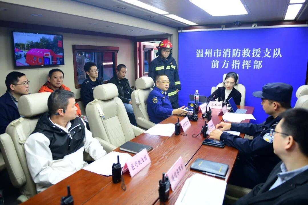 直击339米温州第一高楼“灭火救援现场”,多部门紧急联动“以练促战”!