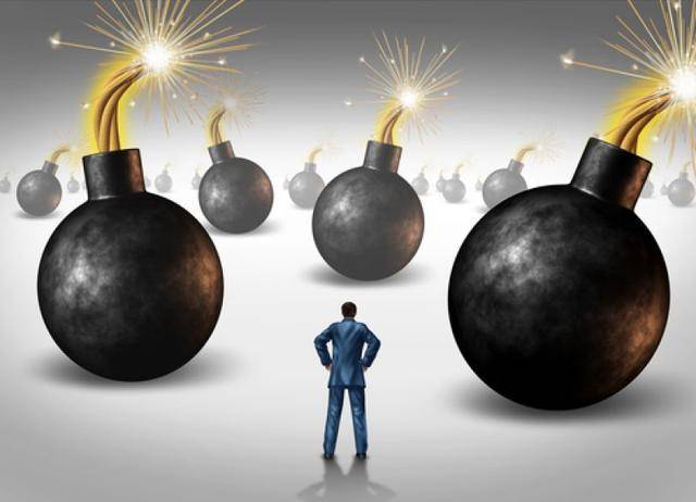 3万股民踩雷!连续三年财务造假,证监会拟罚4000万元,中介机构将被追责