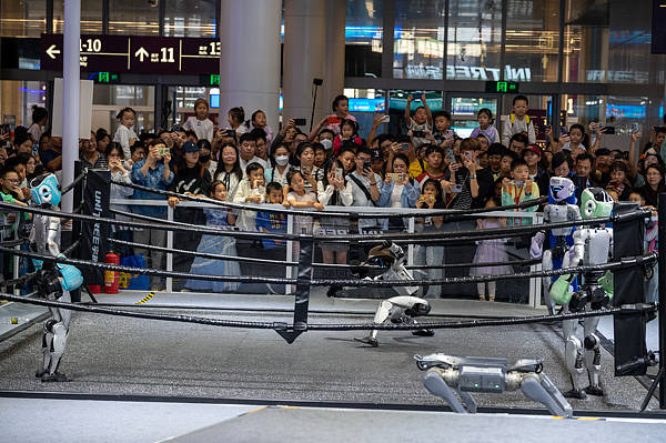 澳媒感叹：中国过去试图追赶西方，现在赶上了，但西方未来可能赶不上中国