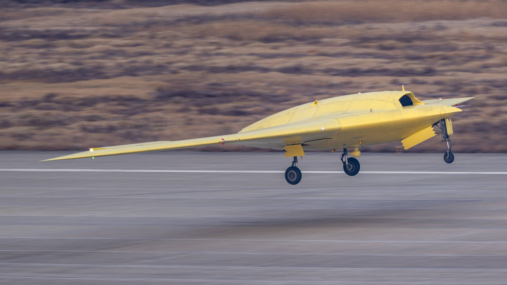 多张高清大图!新型高空高速长航时无人机彩虹-7近日成功首飞